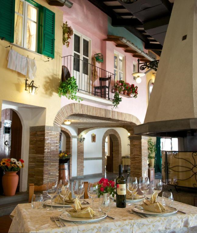 Hotel La Bella Venere Caprarola Buitenkant foto